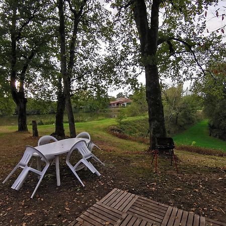 Camping De La Chagnee Saint-Aubin-le-Cloud Oda fotoğraf