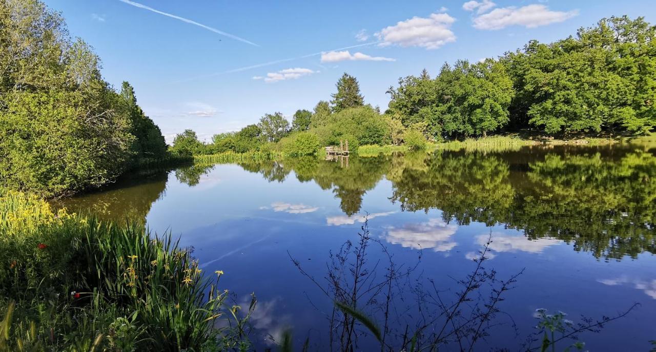 Camping De La Chagnee Saint-Aubin-le-Cloud Dış mekan fotoğraf